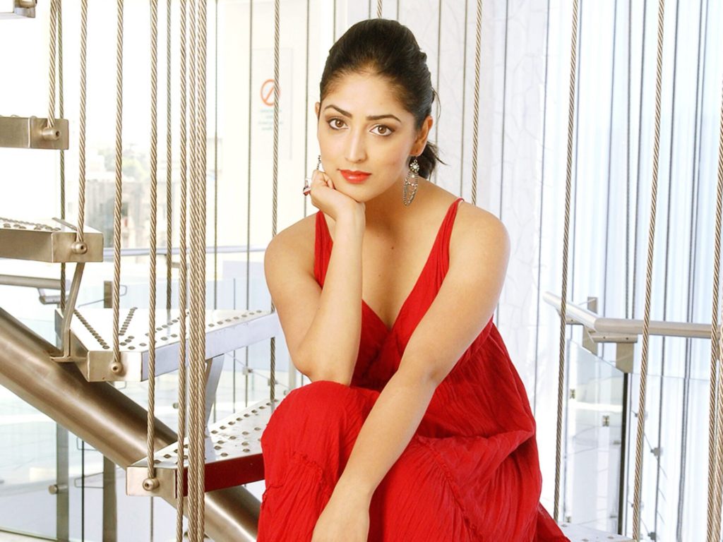 Beautiful Actress Yami Gautam Latest HD Photos Images