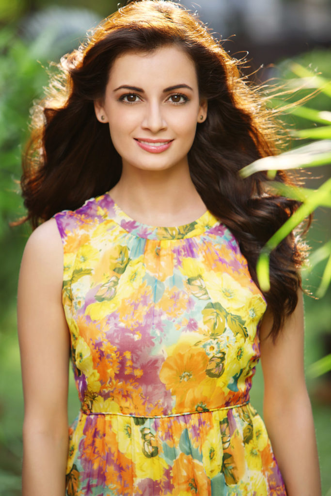 Dia Mirza Bombastic Wallpapers Free Download