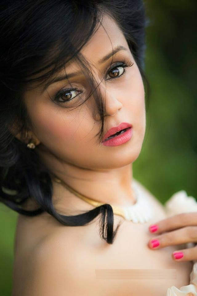 Jayshree Soni HD Pics Gallery