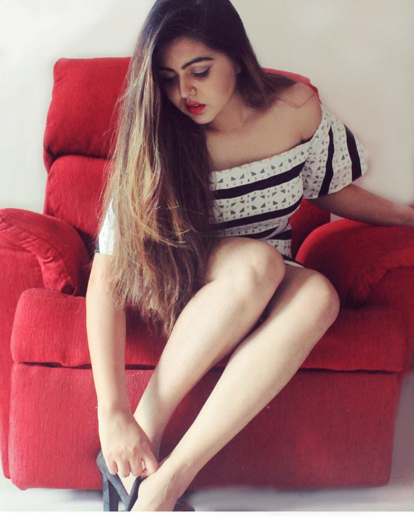 Shafaq Naaz Hot Images In Short Clothes