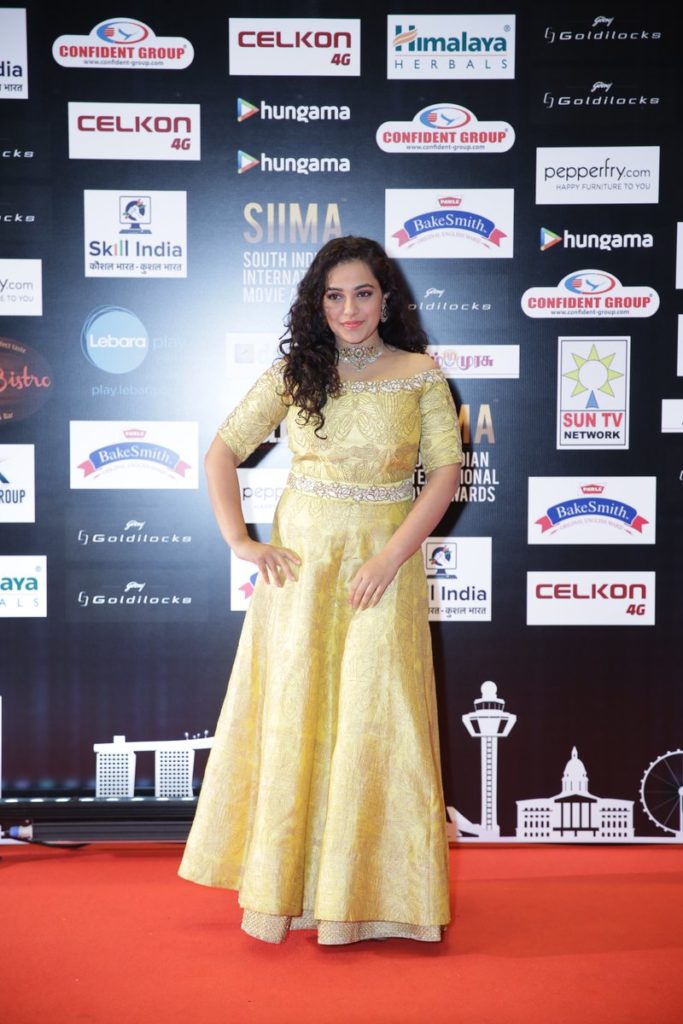 Nithya Menon At Awards Show Hot Pics