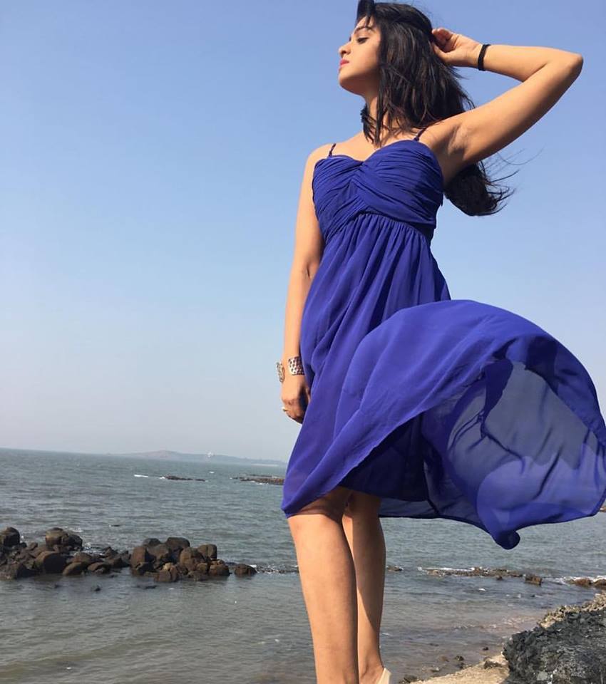 Jyotsna Chandola Sexy Legs Pics Download