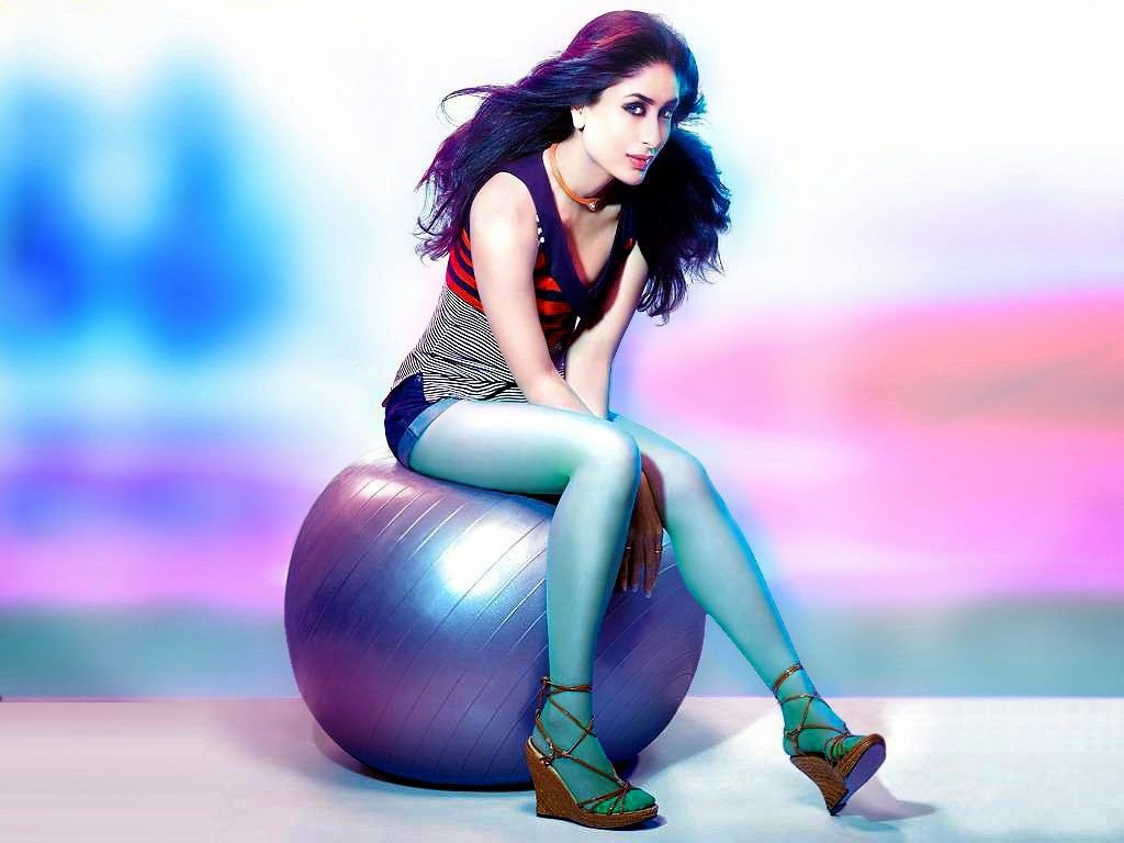 Beautiful Kareena Kapoor Hot Unseen Navel Pictures Download