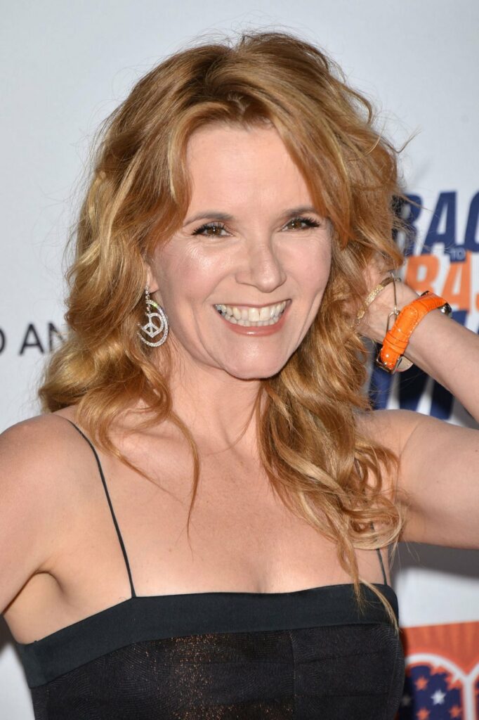 Lea Thompson Smiling Pictures