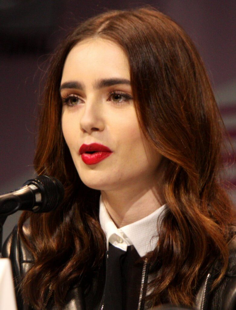 Lily Collins Sexy Lips Images