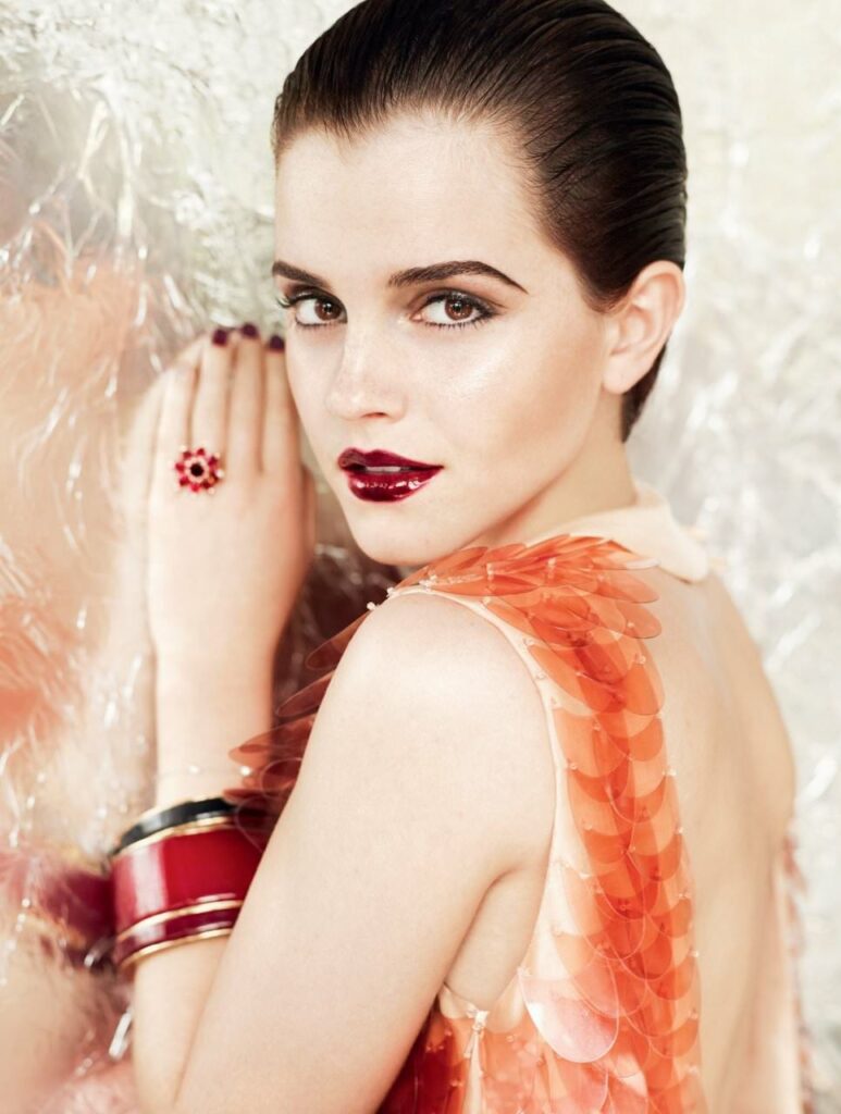 Emma Watson Swimsuit Images