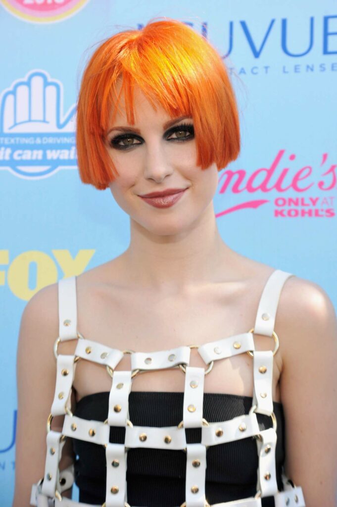 Hayley Williams Muscles Wallpapers