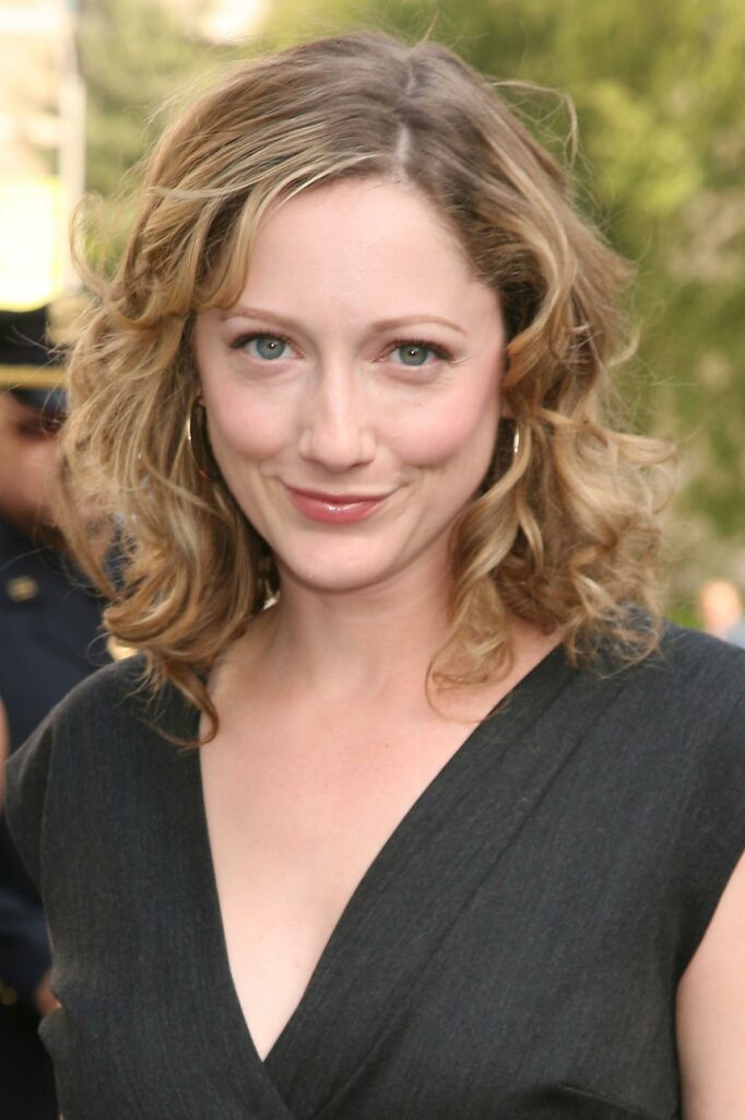 Judy Greer Braless Pictures
