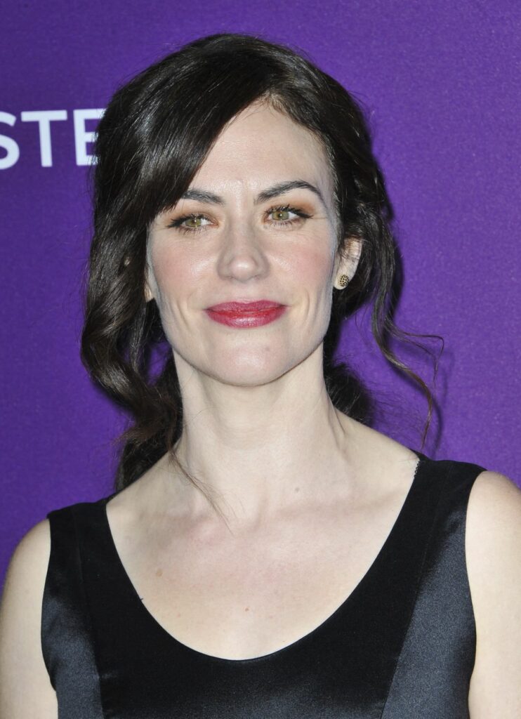 Maggie Siff Makeup Images