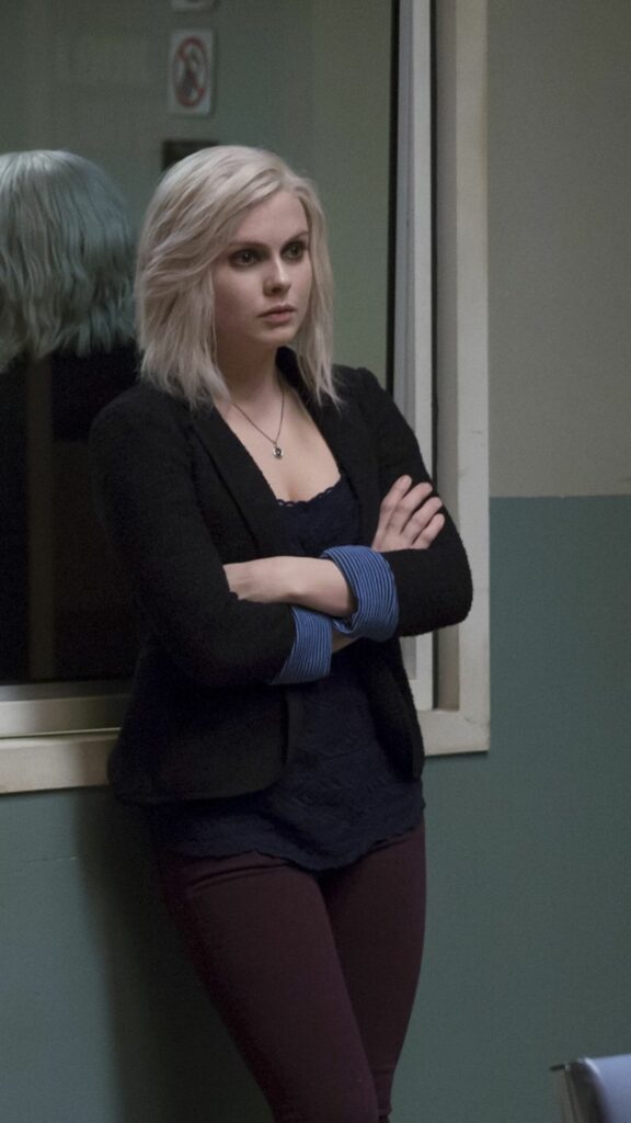 Rose McIver Without Makeup Pictures