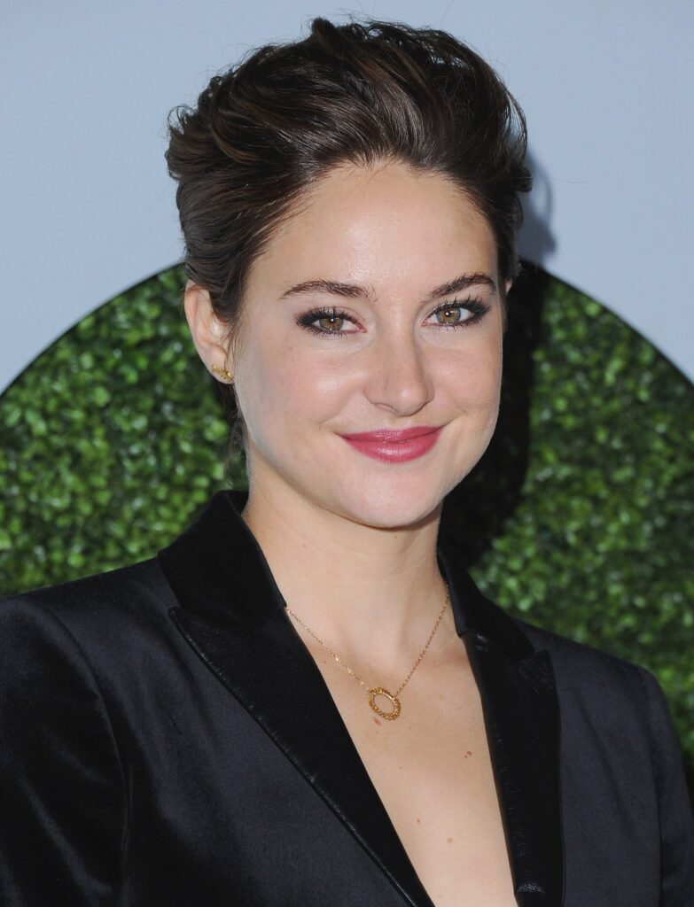 Shailene-Woodley-Topless-Pictures