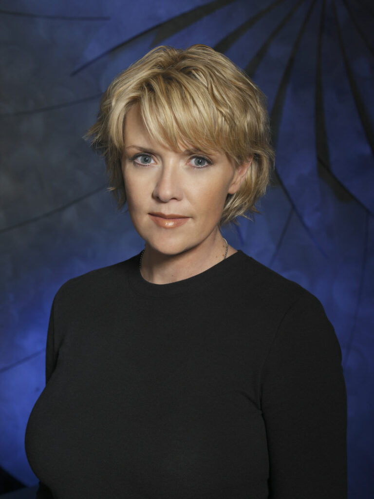 Amanda Tapping Bra Pictures