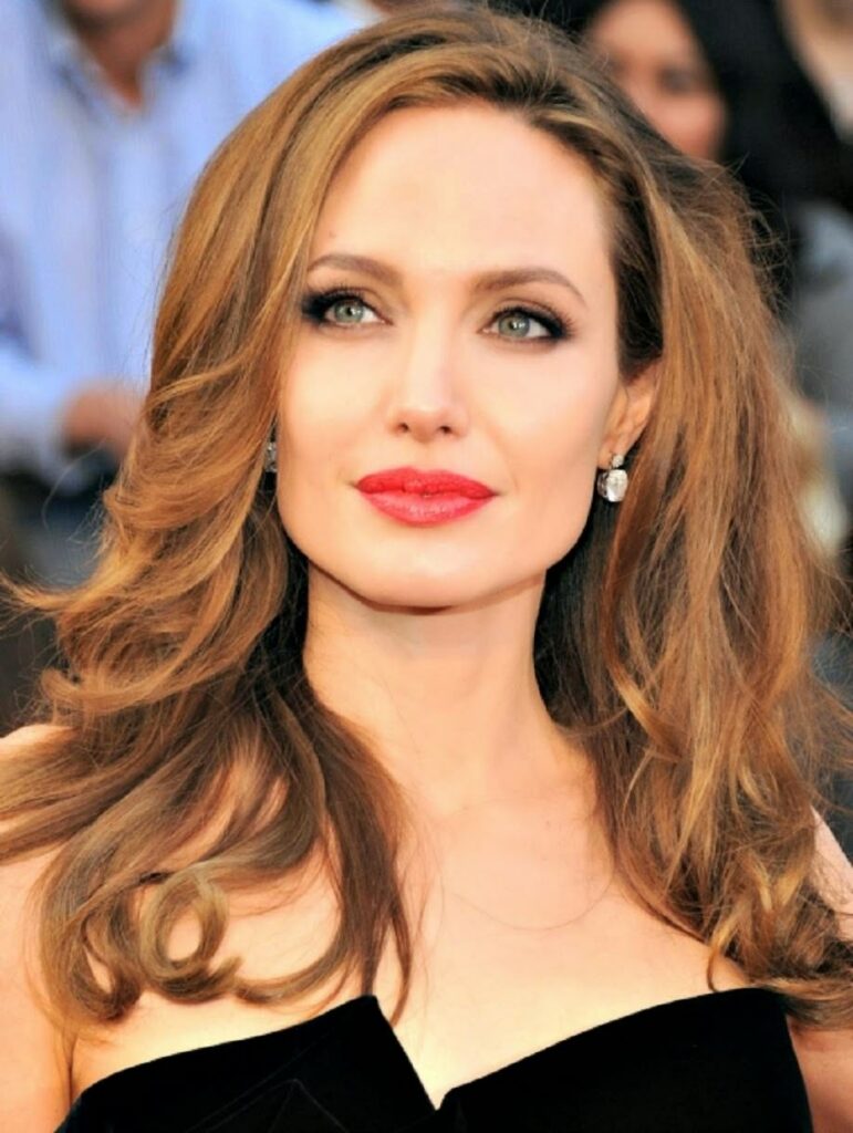 Angelina Jolie Cute Images