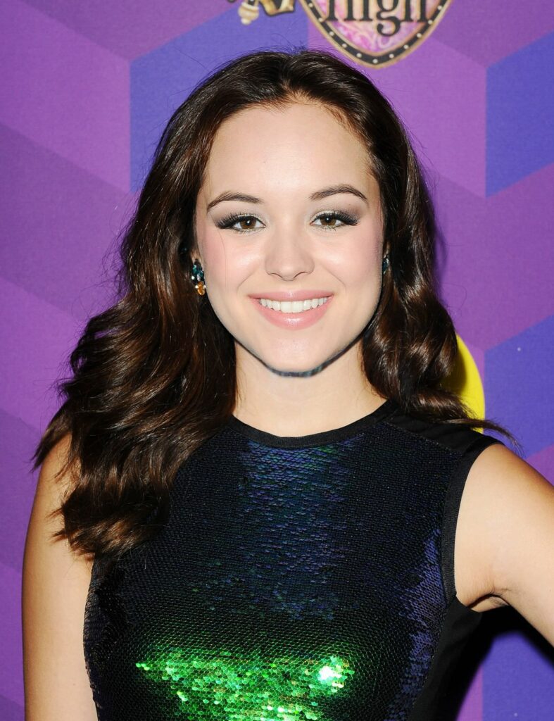 Hayley Orrantia Muscles Pictures