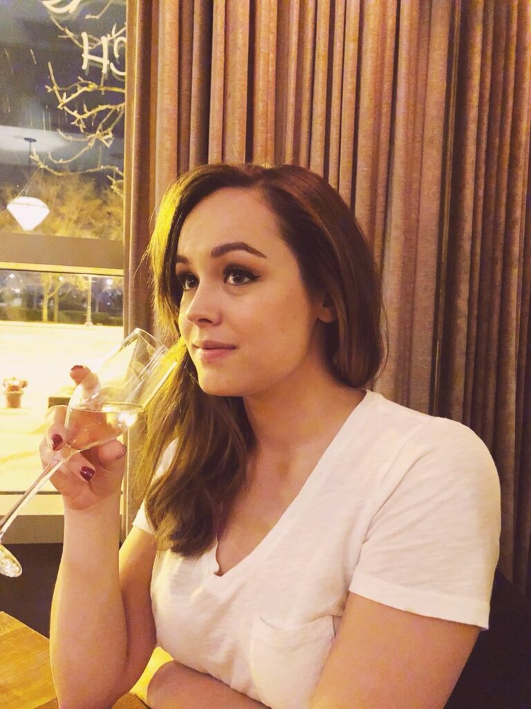 Hayley Orrantia Without Makeup Images