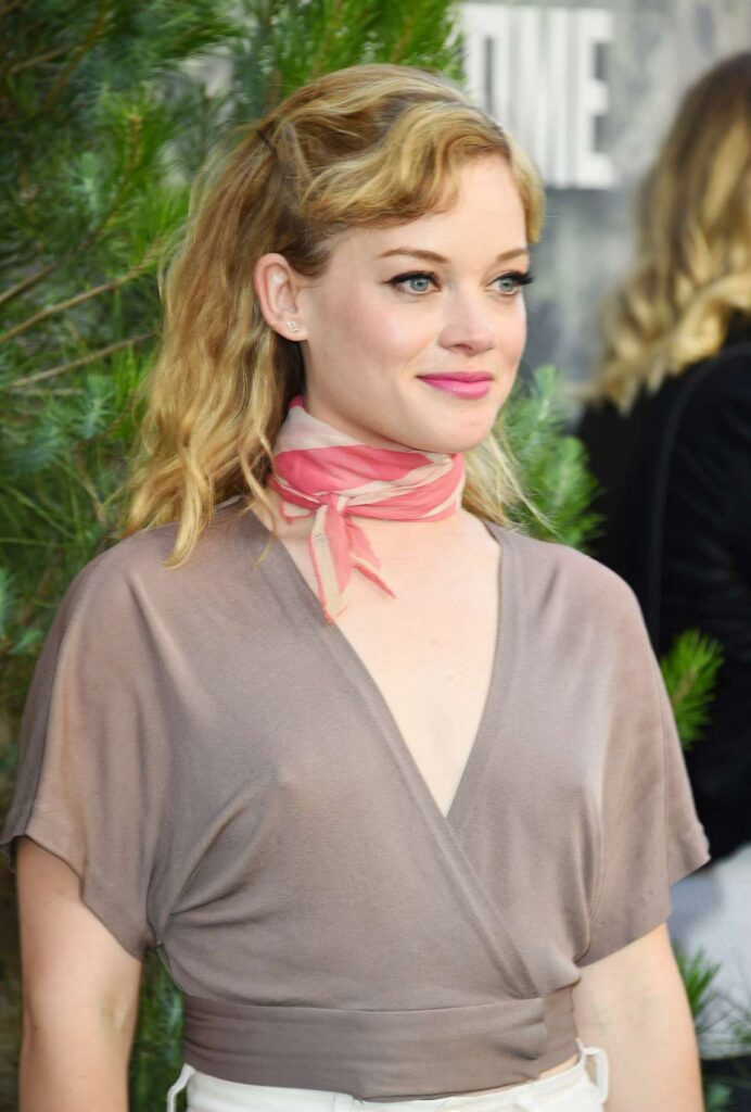 Jane Levy Hair Style Pictures