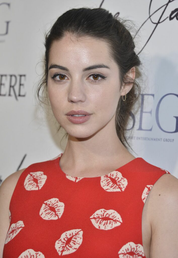 Adelaide Kane Bathing Suit Pictures