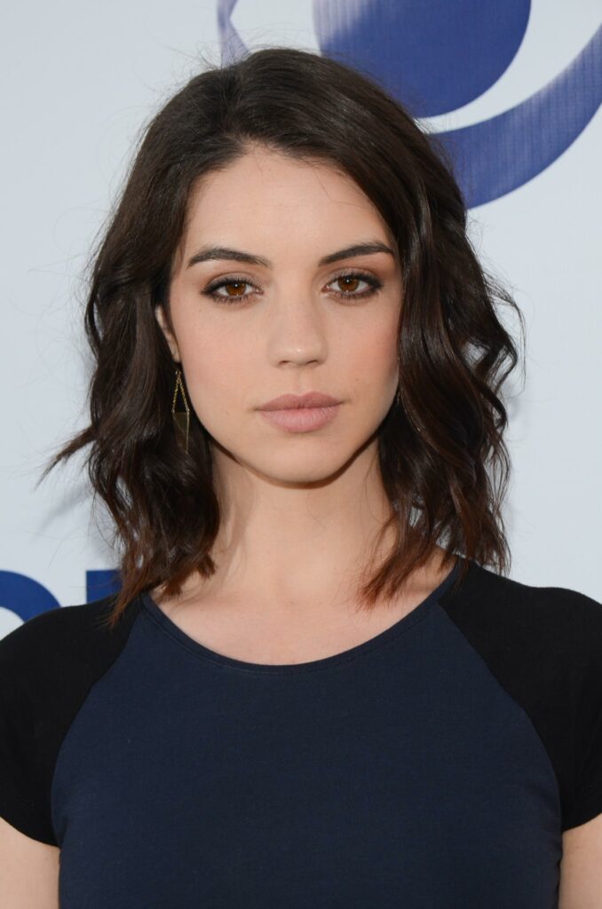 Adelaide Kane Leaked Pictures