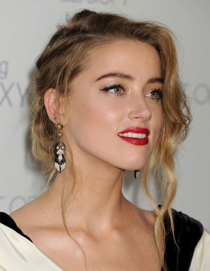 Amber Heard Bra Panty Pictures