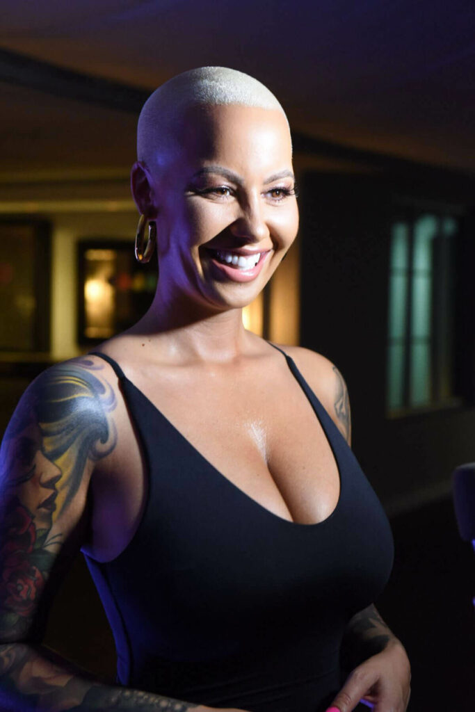 Amber Rose Bathing Suit Pictures