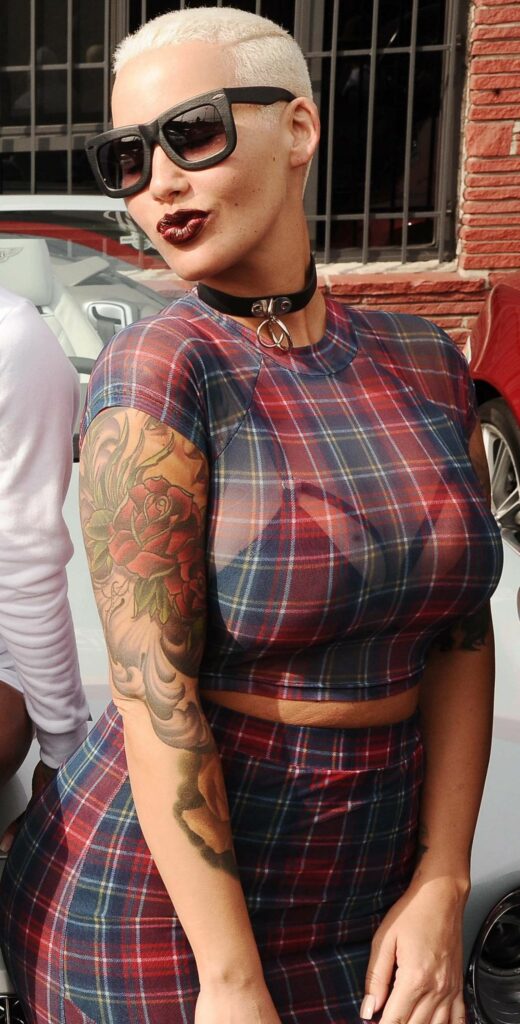Amber Rose Oops Moment Pics