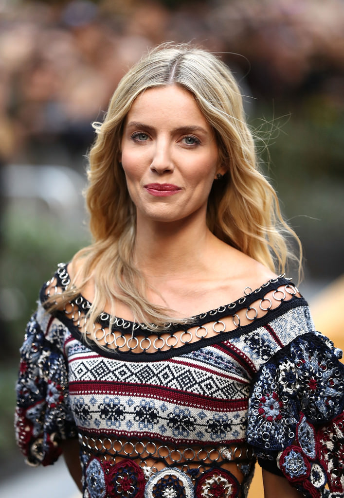 Annabelle Wallis Bold Images