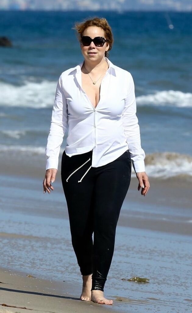 Mariah Carey Beach Pictures